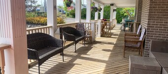 Harbourview Inn, SureStay Collection by Best Western