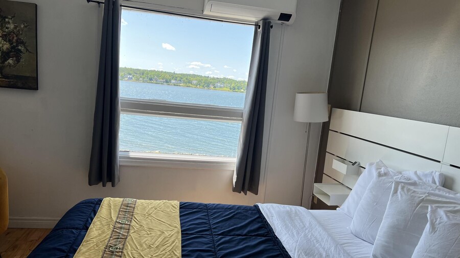 Harbourview Inn, SureStay Collection by Best Western