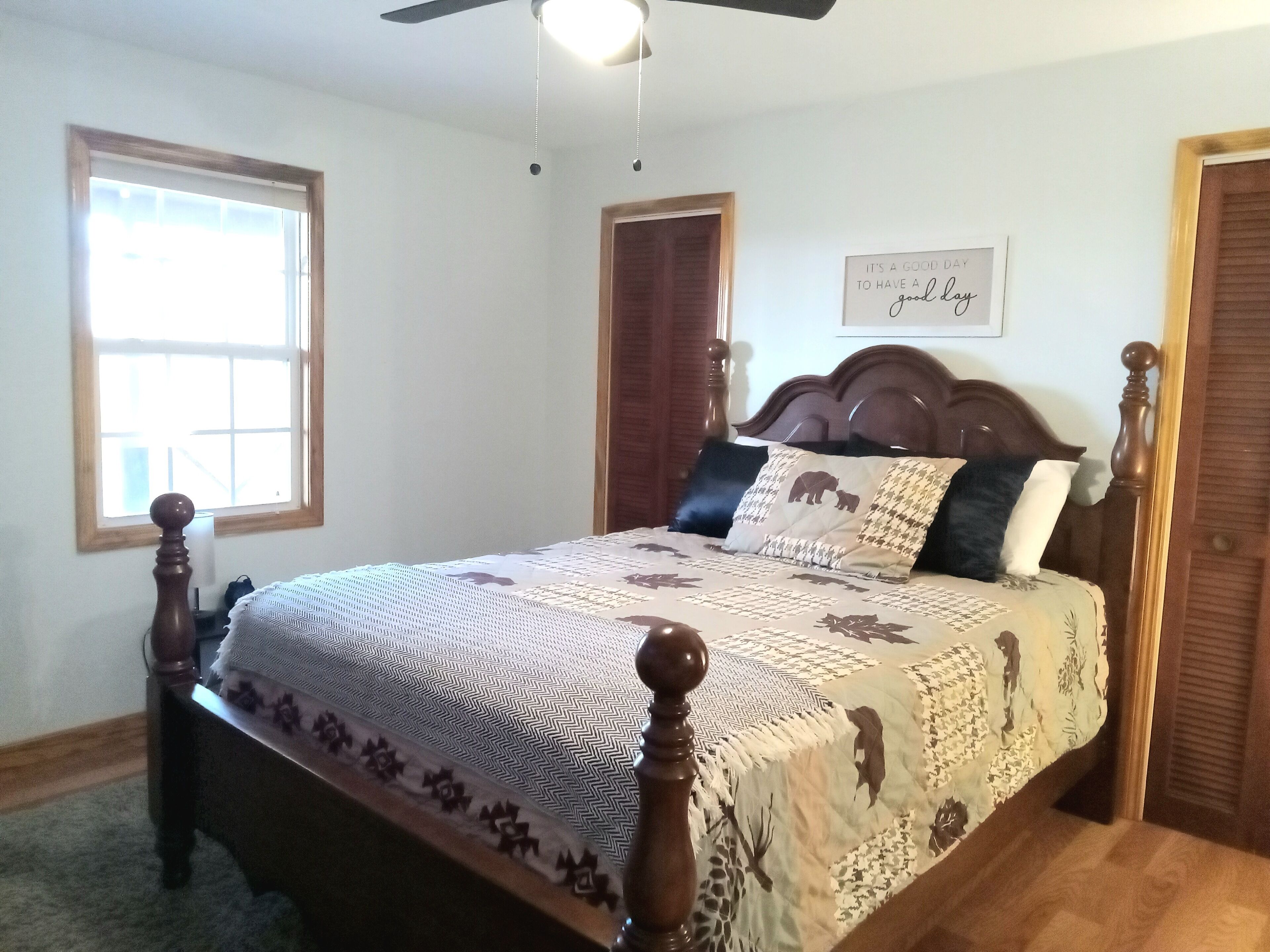 3 chambres, fer et planche à repasser, Wi-Fi gratuit, draps fournis