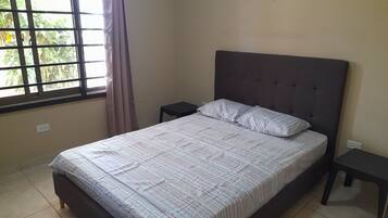 3 slaapkamers, gratis wifi, beddengoed