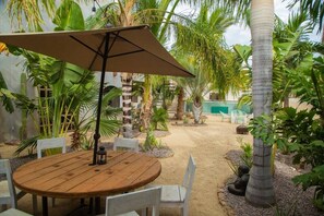 Outdoor dining - Casa Pure Baja - Great for Groups & Families! (El Pescadero)