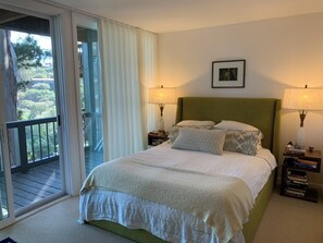 2 habitaciones, escritorio, wifi gratis y ropa de cama