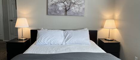 1 bedroom, desk, iron/ironing board, free WiFi