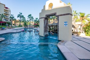 Outdoor pool - AWESOME OCEAN VIEWS, GREAT LOCATION, PERFECT VACATION (Cabo San Lucas)