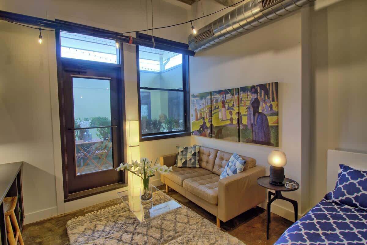 TV, offices