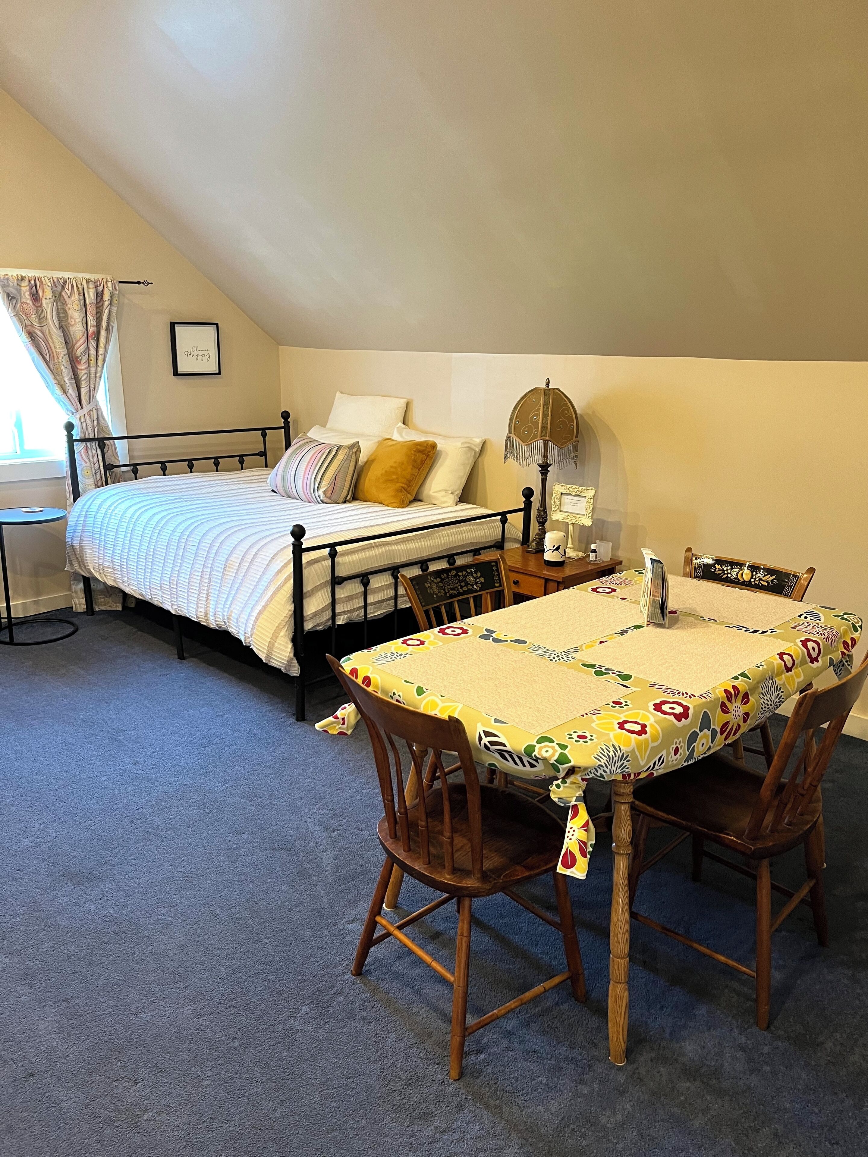 1 bedroom, desk, iron/ironing board, free WiFi