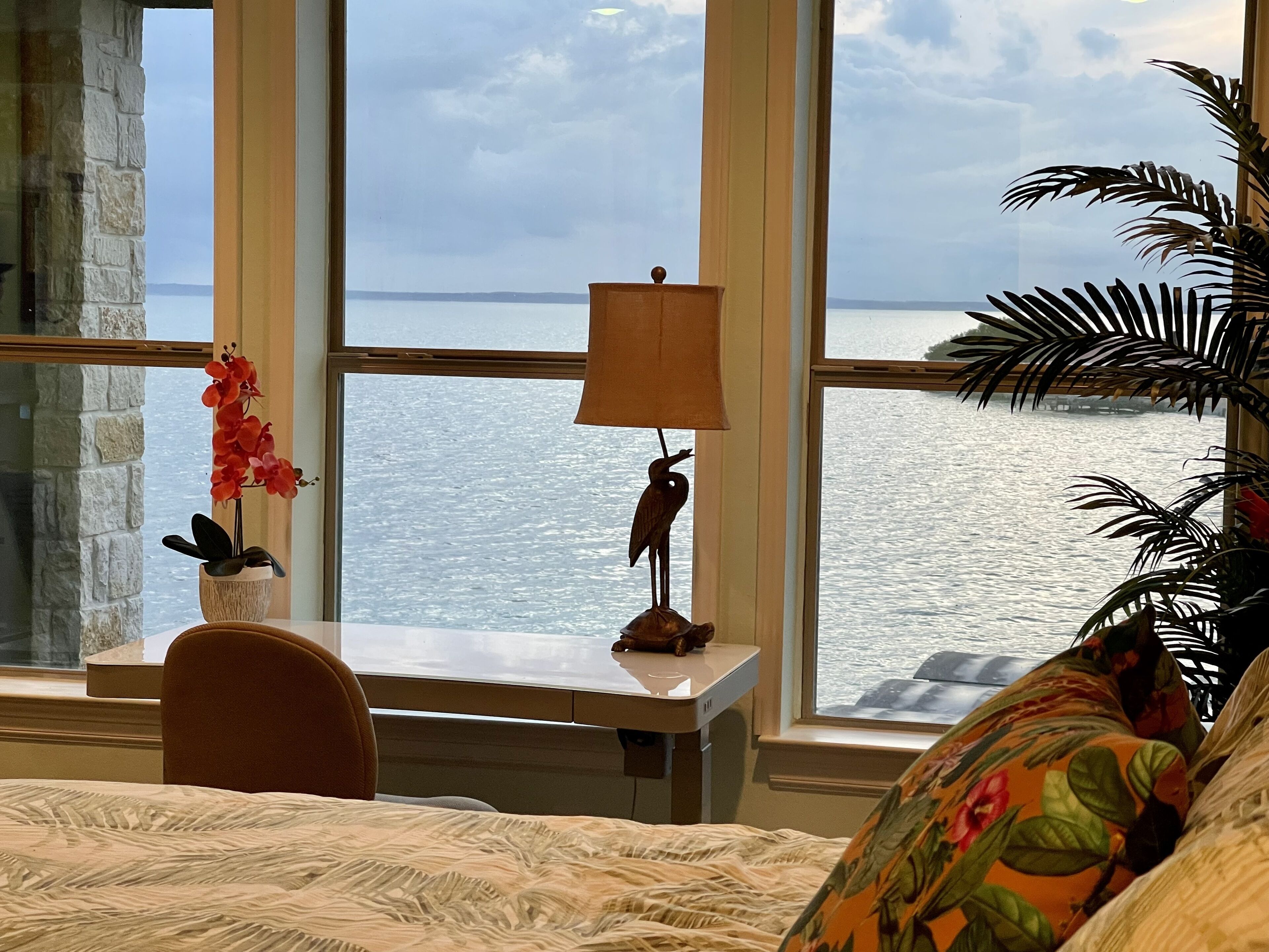 3 slaapkamers, een bureau, een strijkplank/strijkijzer, gratis wifi