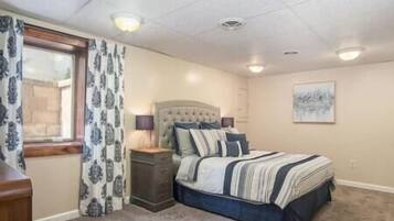 1 chambre, fer et planche Ă repasser, lit parapluie, Wi-Fi