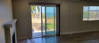 3 bedroom home with bay views Only minutes away from Napa and San Francisco/Napa