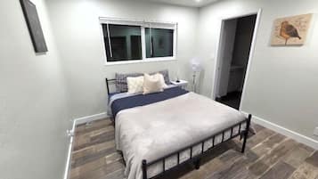 3 bedrooms, free WiFi, bed sheets