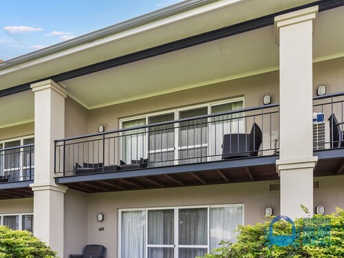 Apollo Quays Apartment