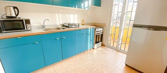 Azzurra, 2-bedroom apartment with a tiny terrace