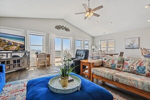 Smart TV, DVD player