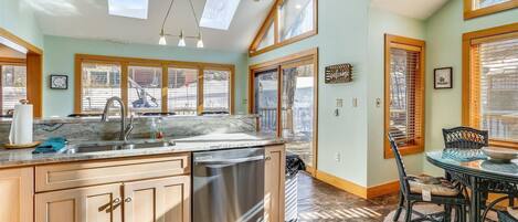 Fridge, microwave, dishwasher, coffee/tea maker