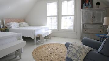2 Schlafzimmer, Schreibtisch, Bügeleisen/Bügelbrett, kostenloses WLAN