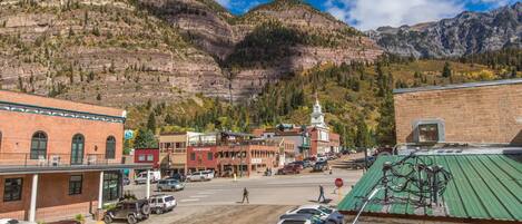 Estacionamiento en las instalaciones