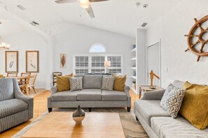 テレビ、書斎 / ワークスペース