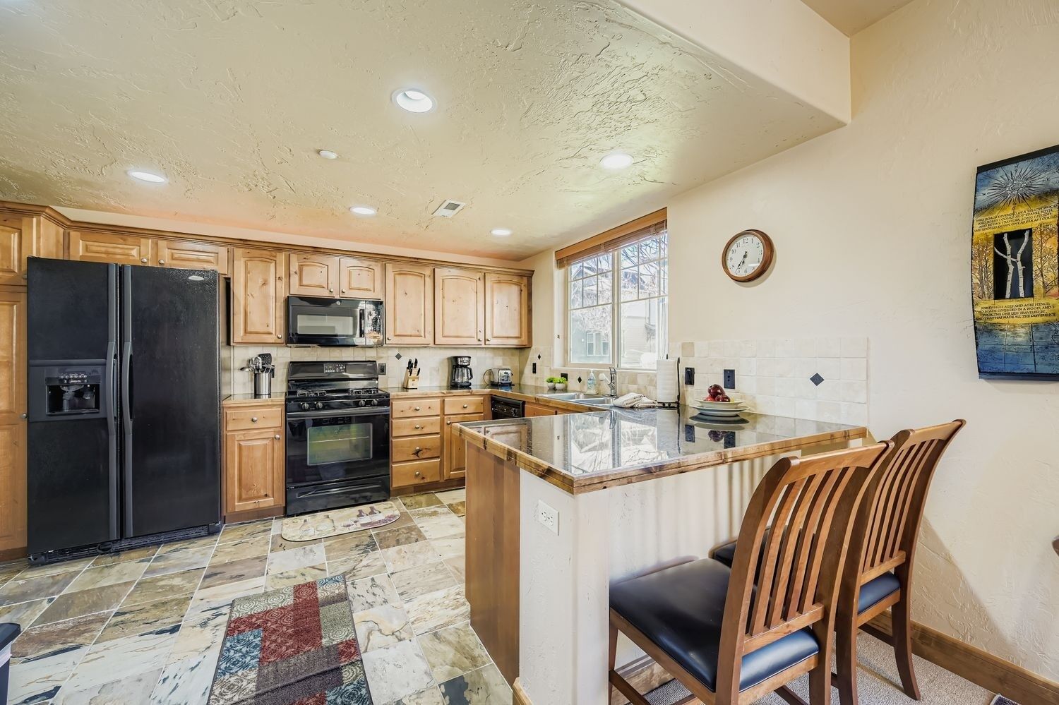 House, 3 Bedrooms | Private kitchen | Stovetop