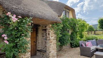 Cottage | Property grounds