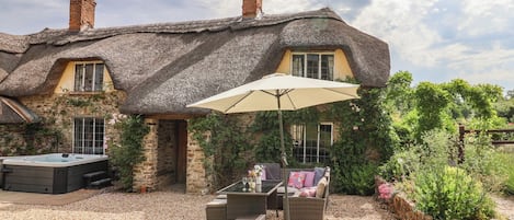 Cottage | Terrace/patio