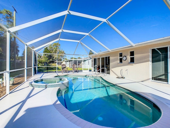 Outdoor pool, a heated pool