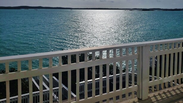 Property grounds - Stunning 4 bedroom Villa on Chalk Sound! (Chalk Sound)