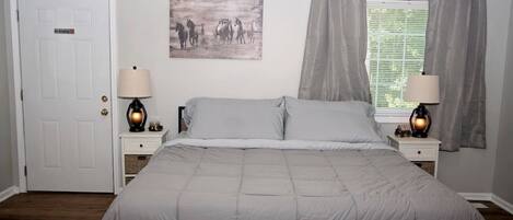 1 chambre, fer et planche à repasser, Wi-Fi gratuit, draps fournis