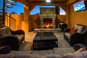 Property grounds - Private Desert Oasis with Pool & Hot Tub, Game Room | Family & Pet Friendly (Scottsdale)