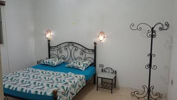 2 多间卧室、WiFi、床单