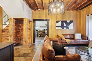 Smart-TV og stereoanlegg