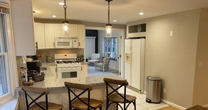 Relaxing family New Seabury home on cul-de-sac steps from Pond & Golf Course