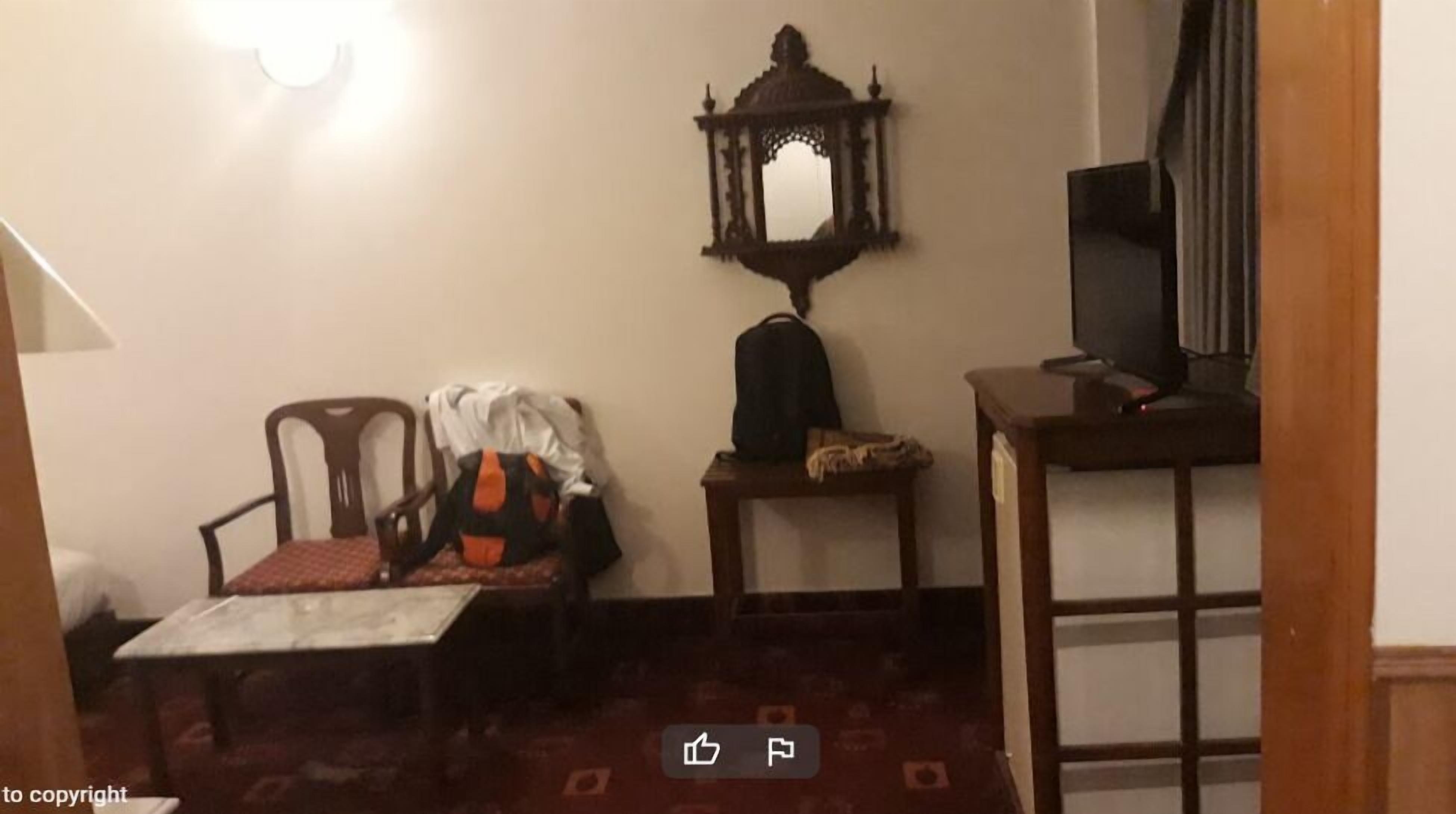 deluxe double or twin room | iron/ironing board, free wifi, bed sheets