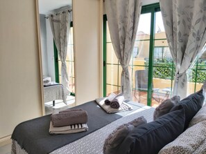 1 chambre, fer et planche Ă repasser, Wi-Fi, draps fournis