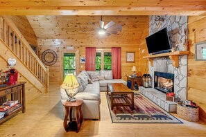 تلفزيون ذكي، مدفأة، مشغل دي في دي، مكتبة فيديو