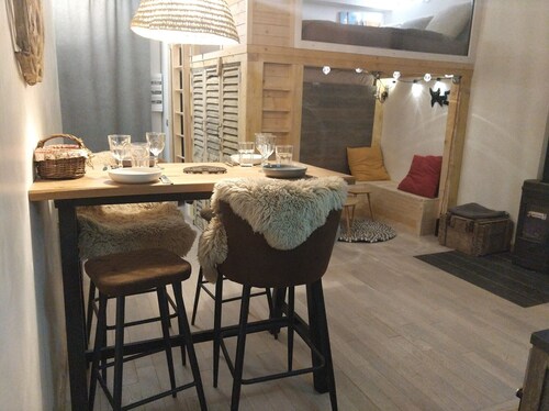 Cosy little apartment sleeping 4 + garden