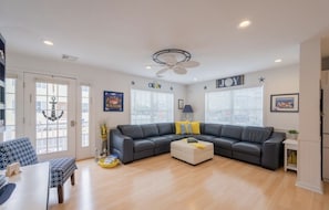 Smart TV - Beautiful Lavallette Home - Perfect for Family and Friends (Lavallette)