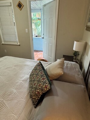 2 habitaciones, tabla de planchar con plancha y wifi gratis 