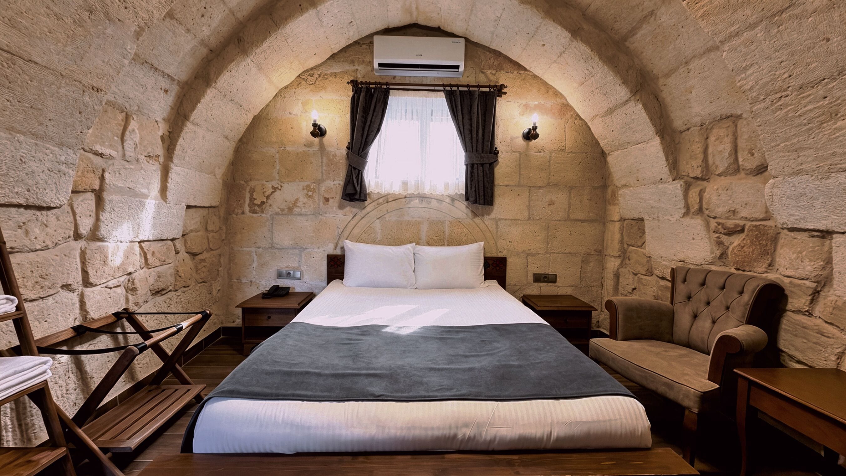 Habitación básica | Minibar, escritorio, insonorización y wifi gratis 