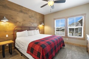 5 bedrooms, travel cot, free WiFi, bed sheets