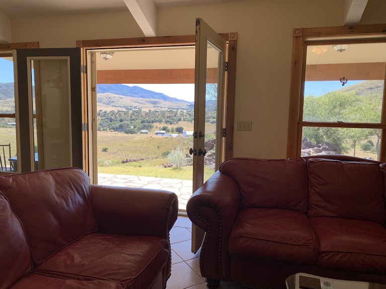 Cozy Home With Mountain Views Near Davis Mtn State Park And Mcdonald Observatory - Fort Davis, TX