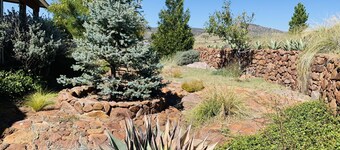 Cozy Home With Mountain Views Near Davis Mtn State Park and McDonald Observatory