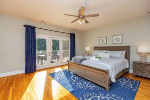 9 Schlafzimmer, Bügeleisen/Bügelbrett, Reisekinderbett, kostenloses WLAN