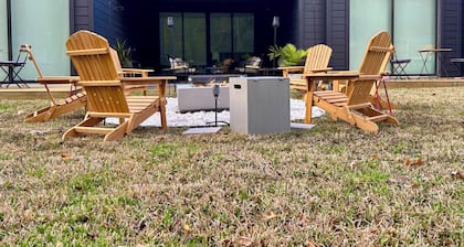 CASA GRANADA - Cozy, Modern, 10 minutes from the Woodlands!