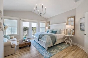 4 室のベッドルーム、デスク、アイロン / アイロン台、WiFi (無料)