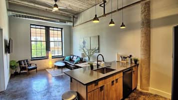 TV, offices