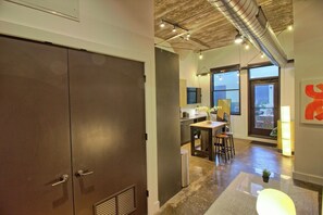 Interior - Chic Ultramodern Minimalist Studio Loft + Patio (Saint Louis)