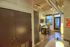 Interior - Chic Ultramodern Minimalist Studio Loft + Patio (Saint Louis)