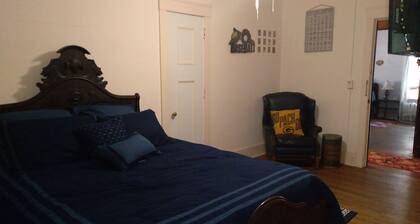 BOUGAINVILLEA BED & BREAKFAST SUITE #6 SPORTS