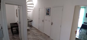 Interior - The penthouse flat - sea views (L-Isla)