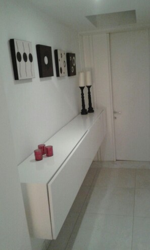 Interior - Water Front Flat - balcony (Tas-Sliema)
